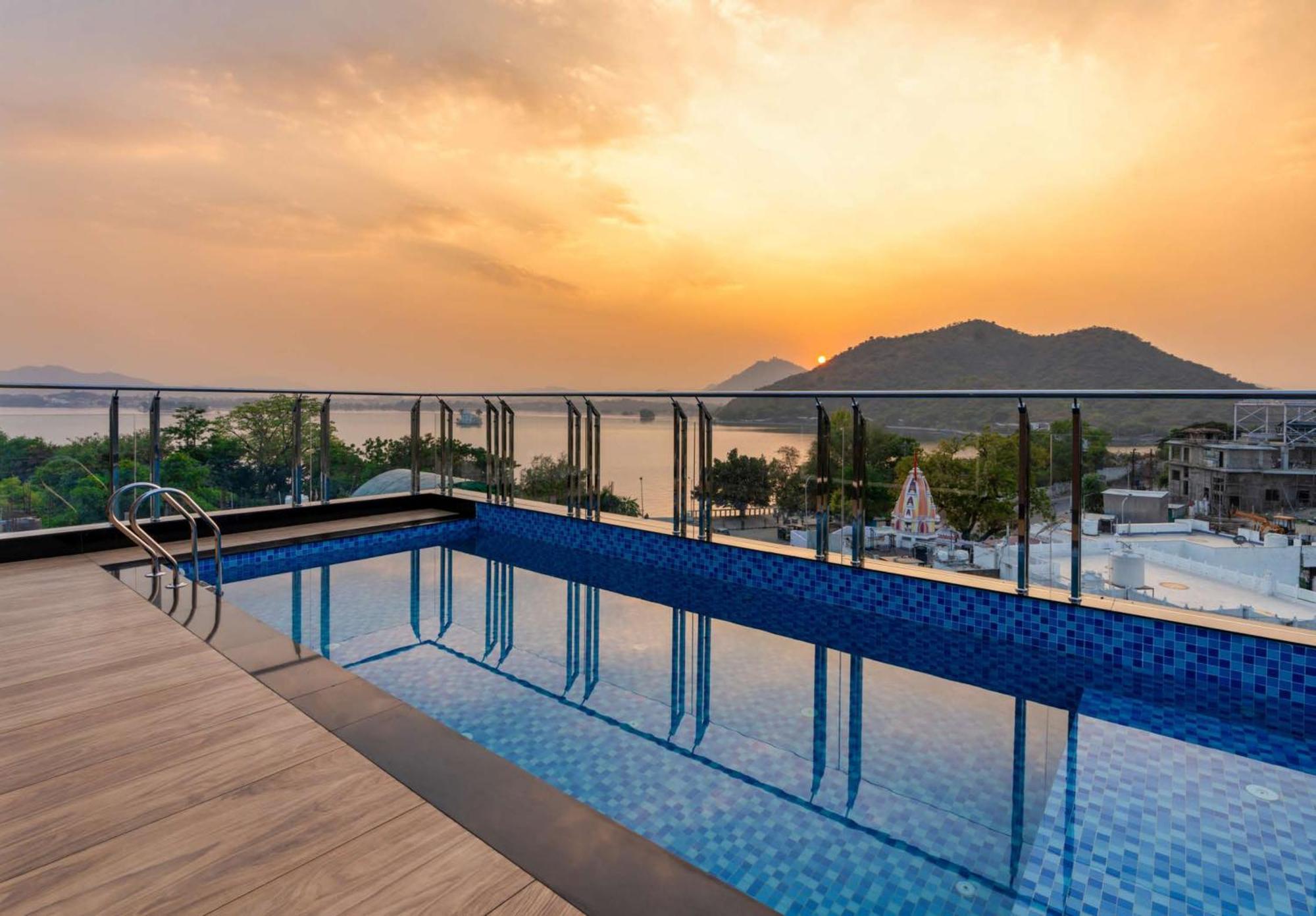 Hotel The Grand Fateh à Udaipur Extérieur photo